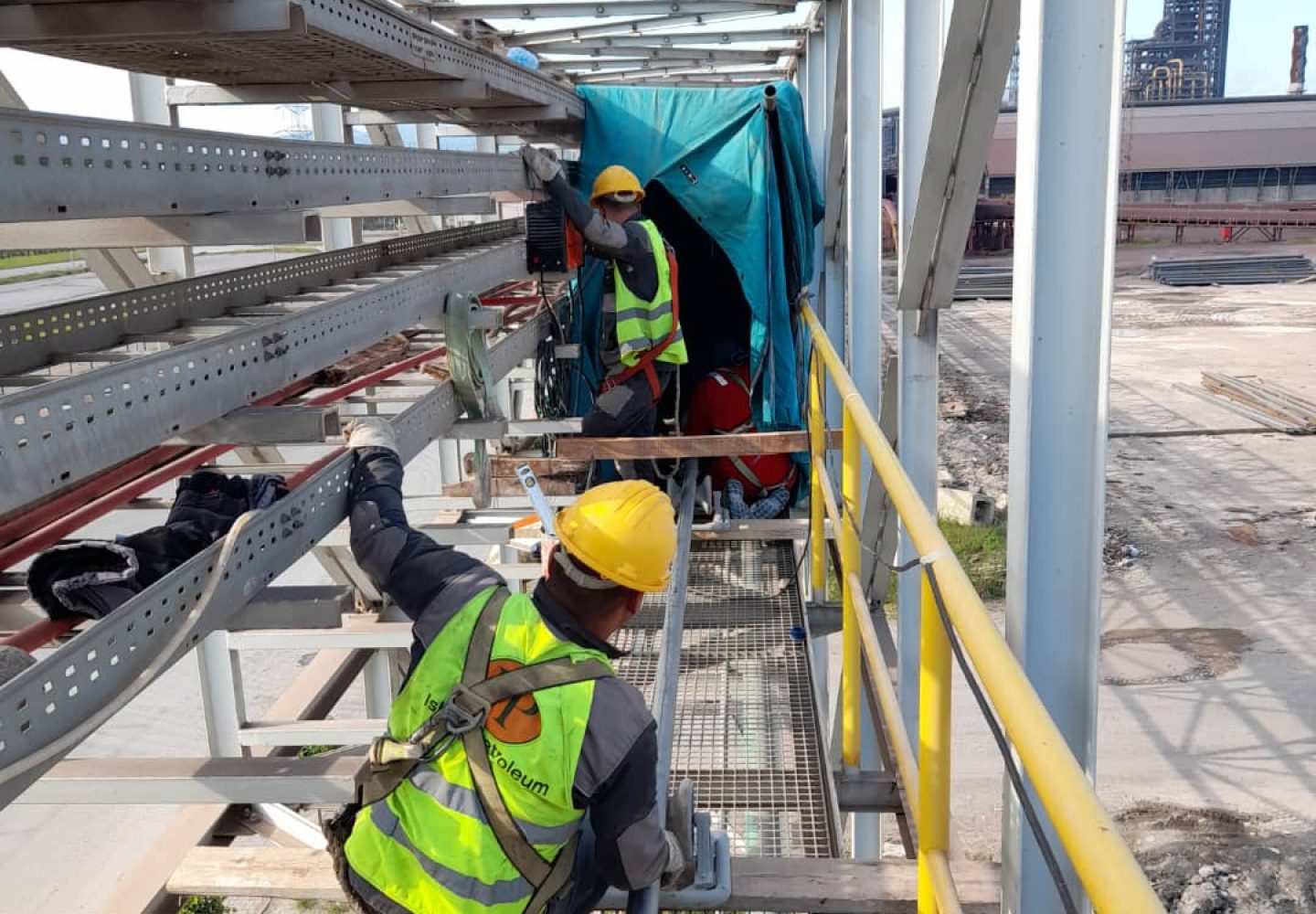 WhatsApp Image 2025-04-17 à 16.33.49_863fc36f